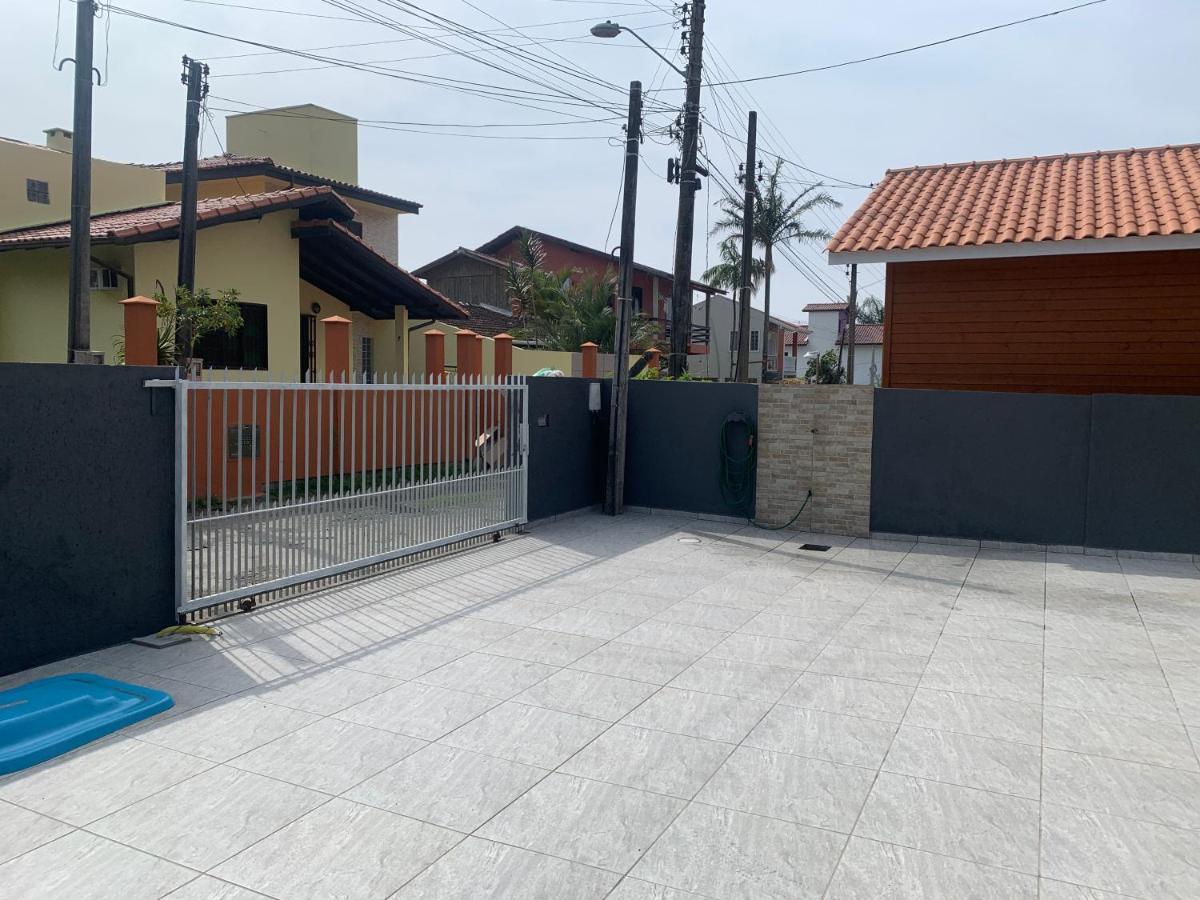 Vila Casa De Temporada No Sul Da Ilha Com Piscina Florianópolis Exteriér fotografie